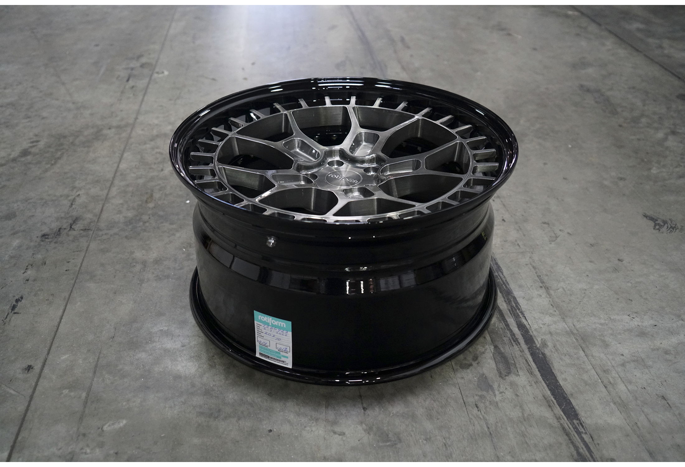 Rotiform ZMO-M CustomSpec - Black | Rotiform Rotiform ZMO-M CustomSpec - Black | Rotiform
